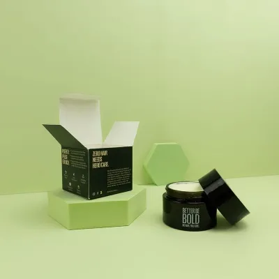 Geschenkverpackung in einer Faltschachtel