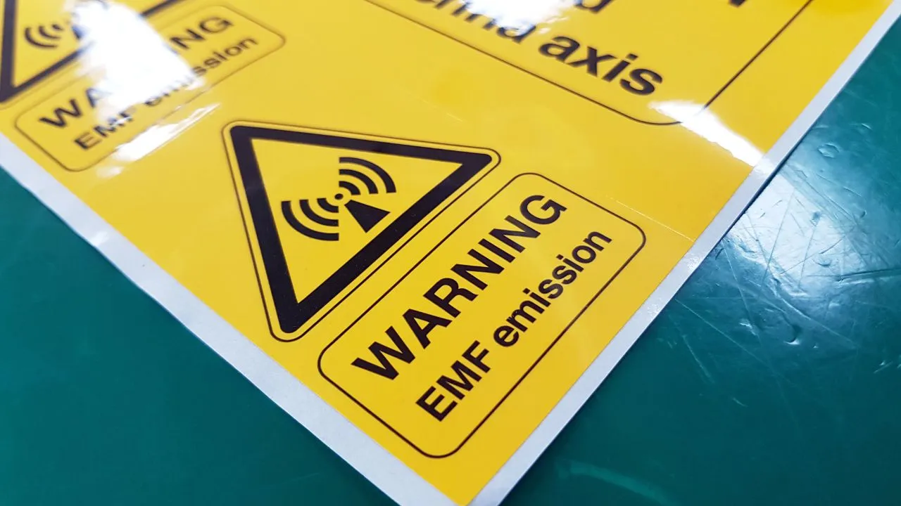 Etiketten für Warnhinweise