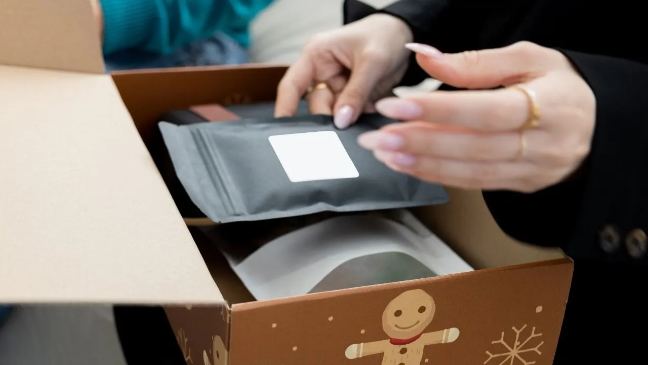 Versandbox als Geschenkbox