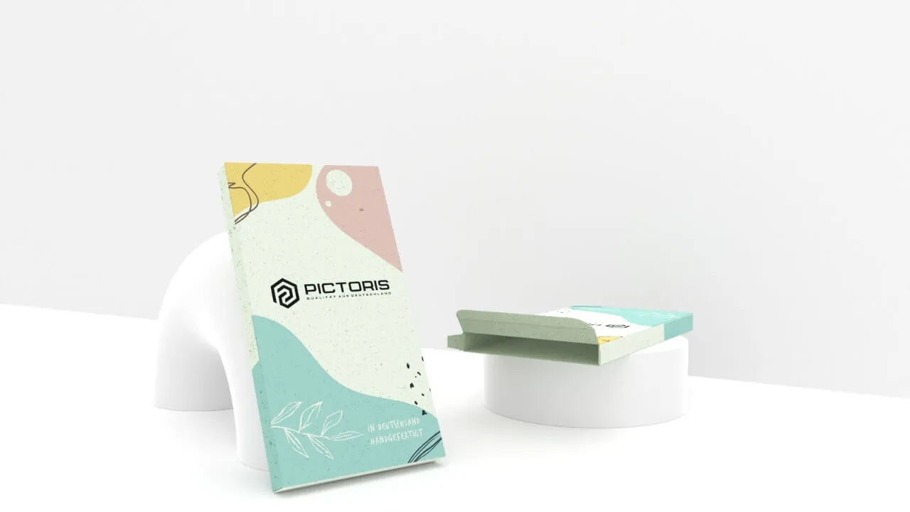 Scatola in cartoncino in erba con stampa